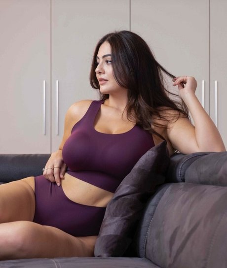 Paola Torrente onlyfans nude leak