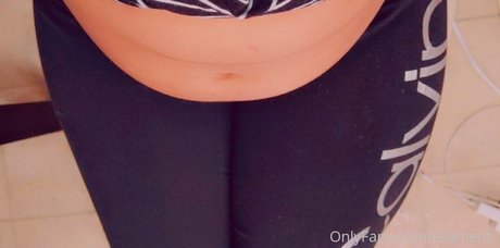 ellaeating onlyfans leaked nudes