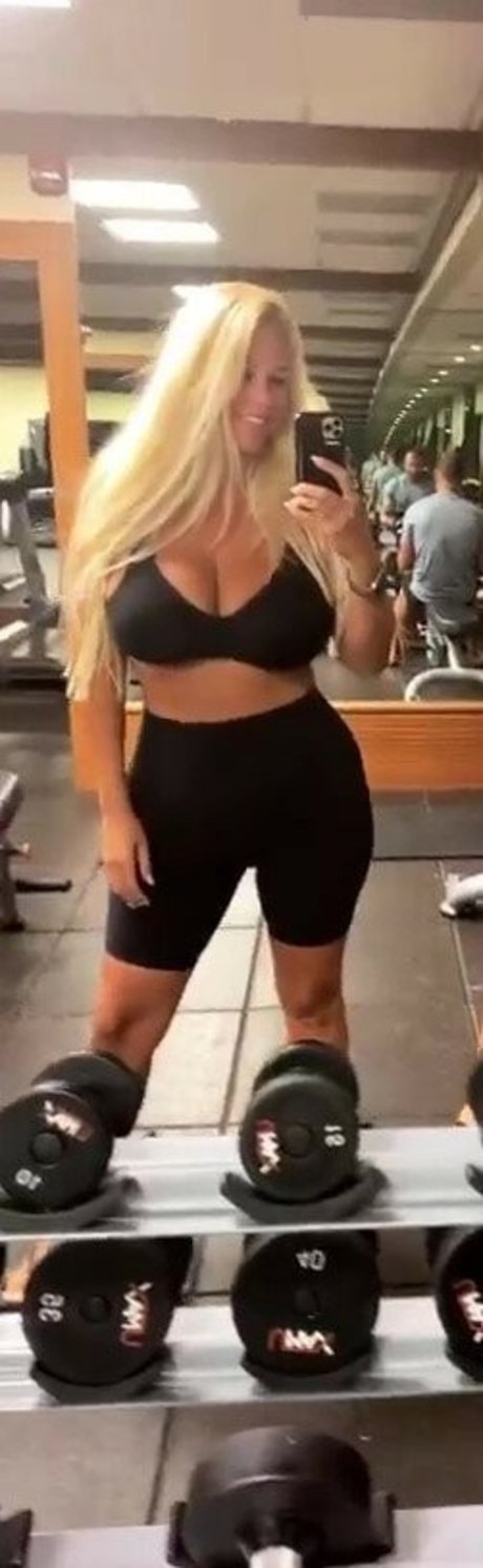 Nicolle A onlyfans nude leak