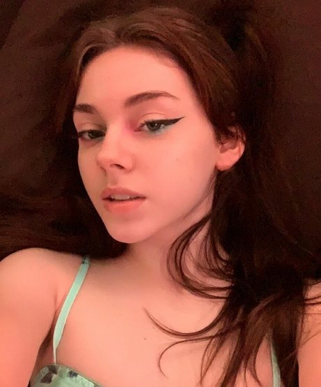 Rosiemx x onlyfans creator