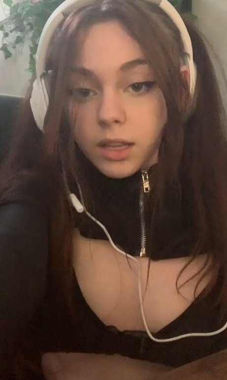 Rosiemx x onlyfans leaked xxx