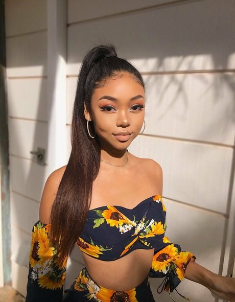 Stephanie Hikaru onlyfans content