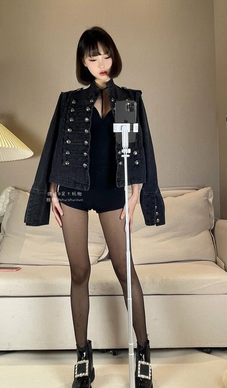 ShuishuiOuO onlyfans leakes