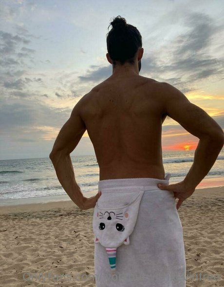 workoutwithkevinfree onlyfans images