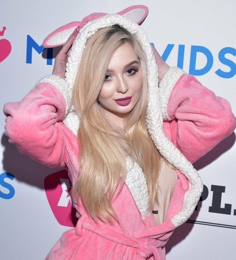 lexiforfree onlyfans free porn