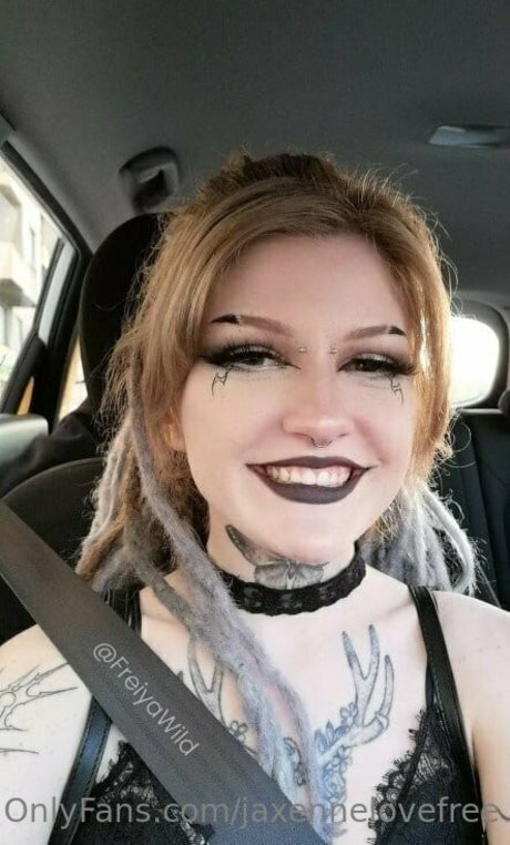 jaxennelovefree free onlyfans