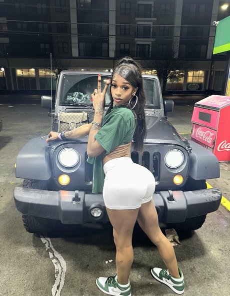 Tonya Gotti naked on onlyfans