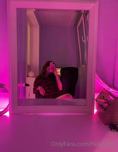 helo kitty only fans porn