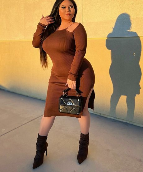 Mizuki Brown naked onlyfans