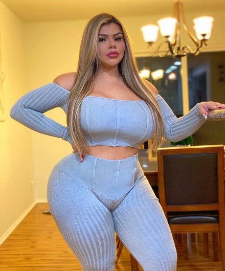 Michelle Mendez onlyfans leaked photos