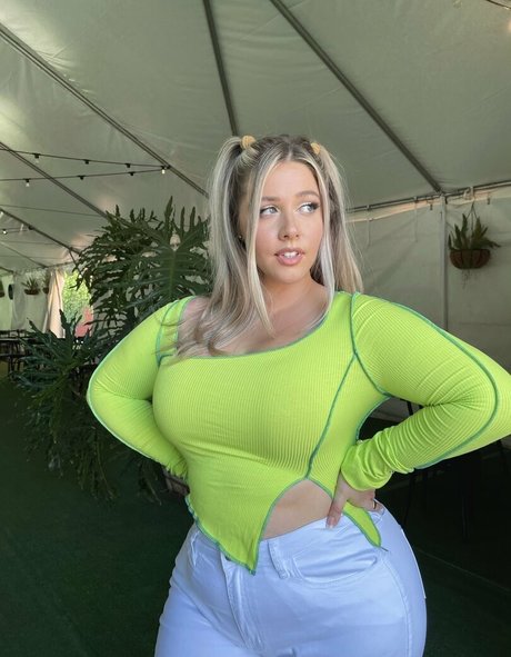 Ellanabryan nude onlyfans