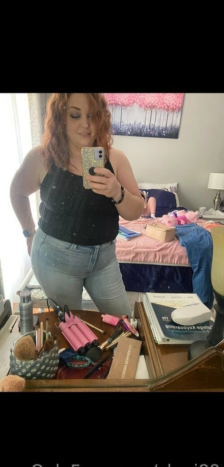 clani89 onlyfans model images