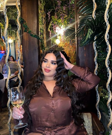 Curvyexoticaa onlyfans pictures