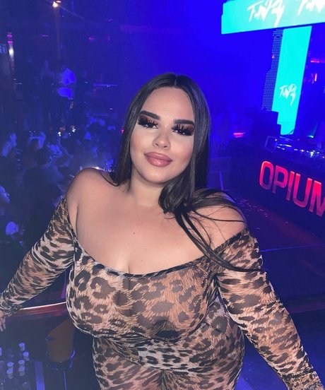 Curvyexoticaa onlyfans post