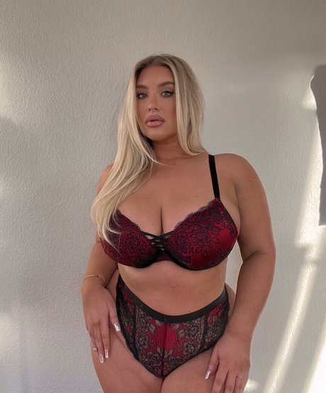 Taya Christian onlyfans nudes