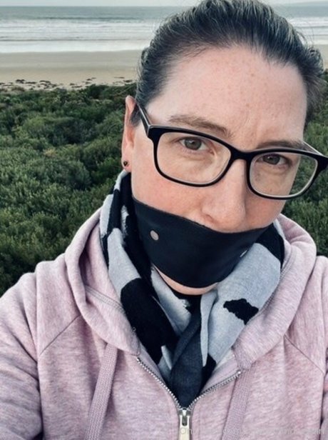 aussiebondagegirl onlyfans images