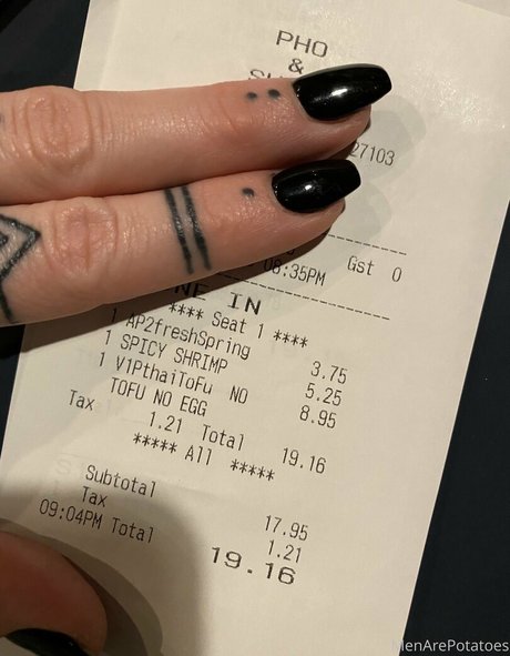 menarepotatoes boobs onlyfans