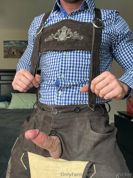 thatyogafvcker only fans leak