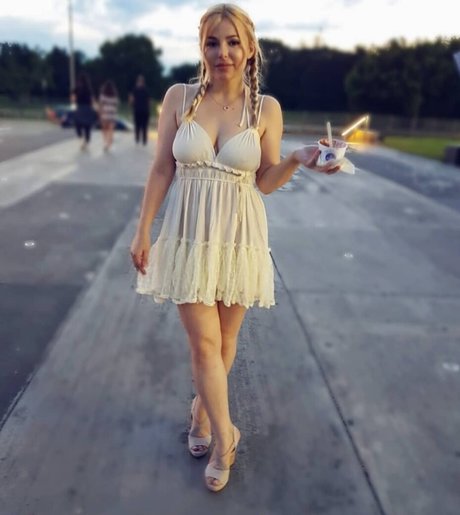 DonaSpock onlyfans picture