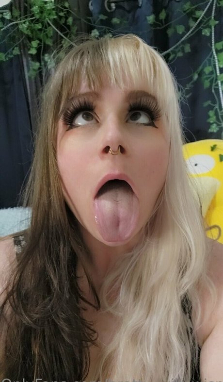 bratty willowisp naked leaked onlyfans
