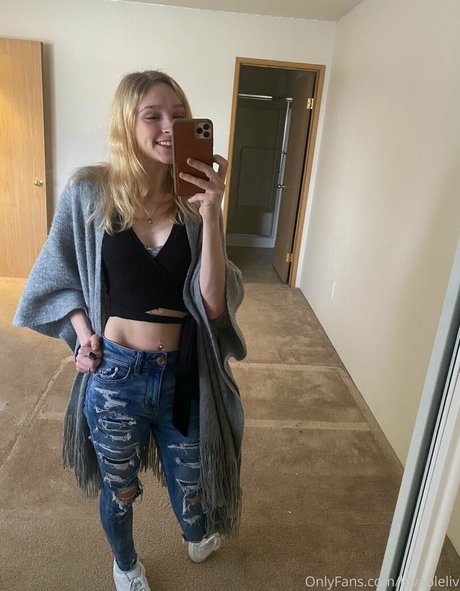 lovableliv onlyfans leaked