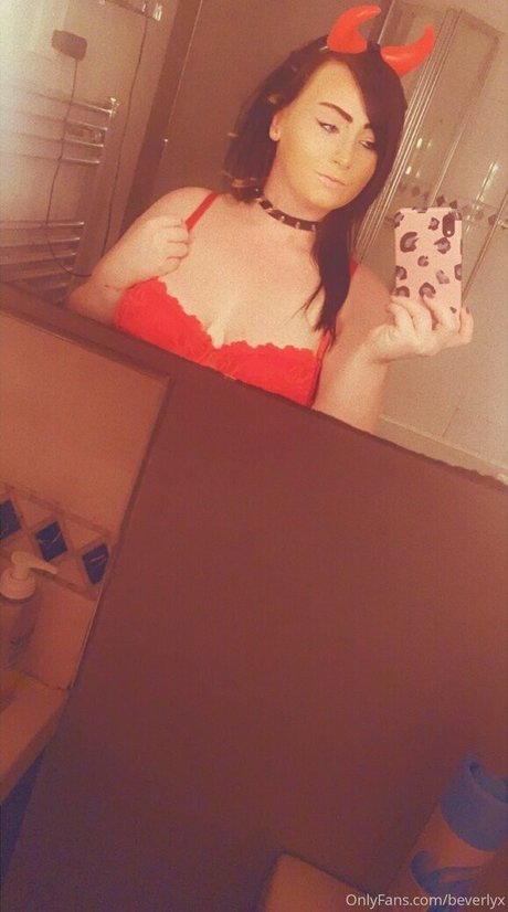 xbee93 onlyfans star