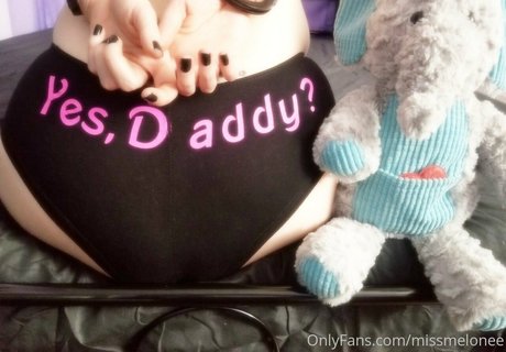 missmelonee Profile pic