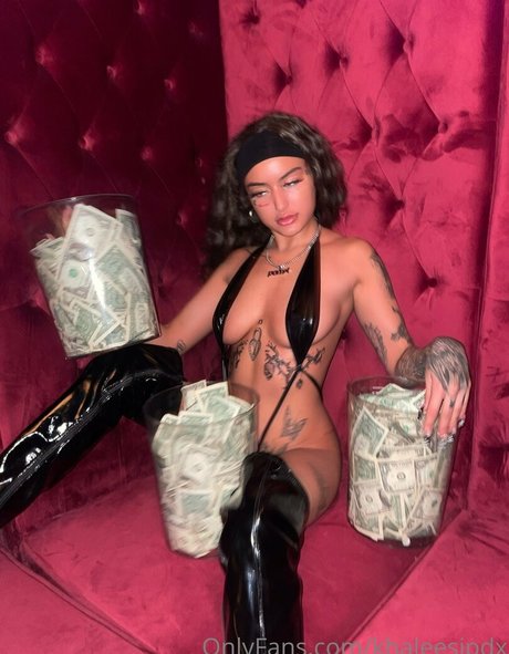 earthangelaria onlyfans naked leak