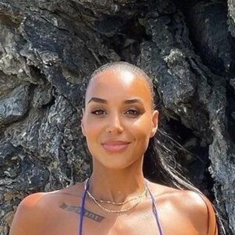 rayaadesouza onlyfans nude leaks