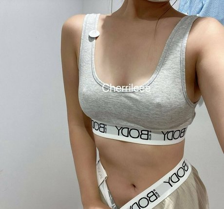 cherrileee onlyfans nude leak