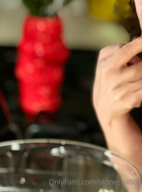 stonechillfox onlyfans pics