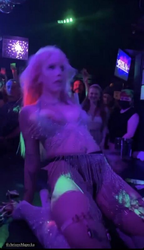 Chrissy Chlapecka only fans naked