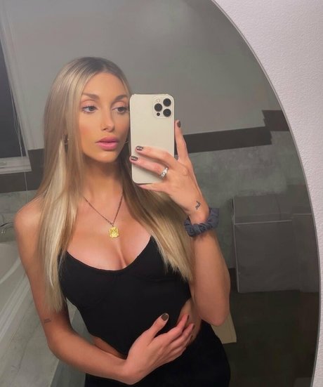 lifewithcay naked onlyfans leak