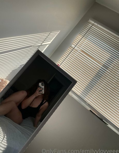 emilyylovveee nude onlyfans porn
