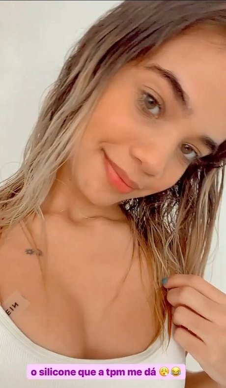 Joyce Santos onlyfans nude pics