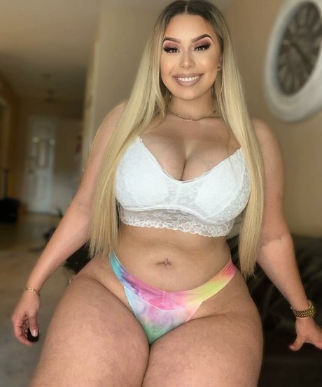 Blondiemami onlyfans