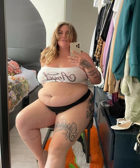 Lovaeij nude onlyfans leaks