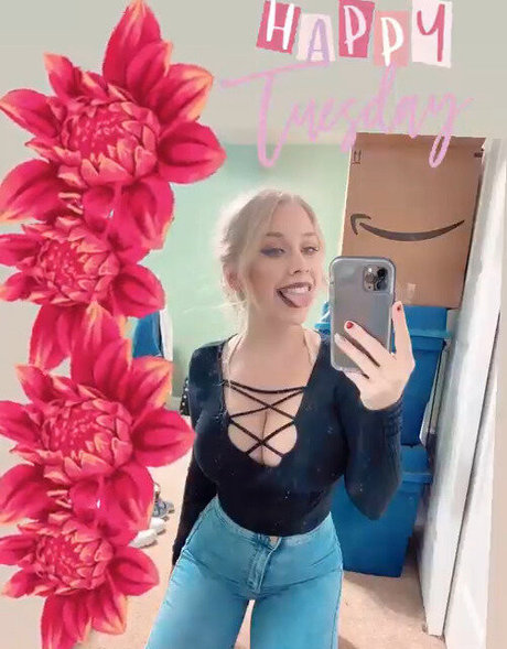 Rhiannon C onlyfans exposed