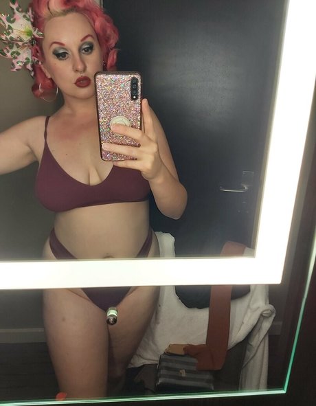 roxystardust onlyfans leaks sex