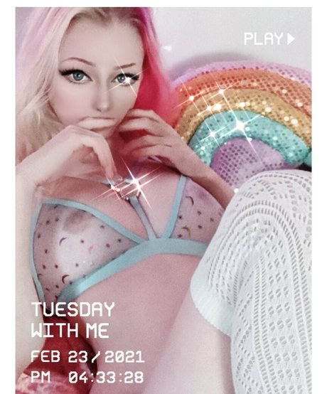 qweenaudrey onlyfans nude tits