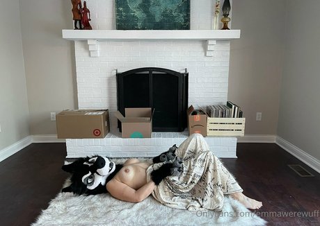 emmawerewuff onlyfans nude pictures