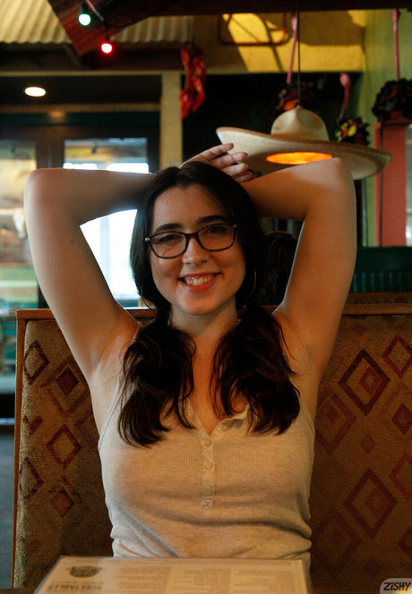 ophelia h flowers onlyfans nudes porn