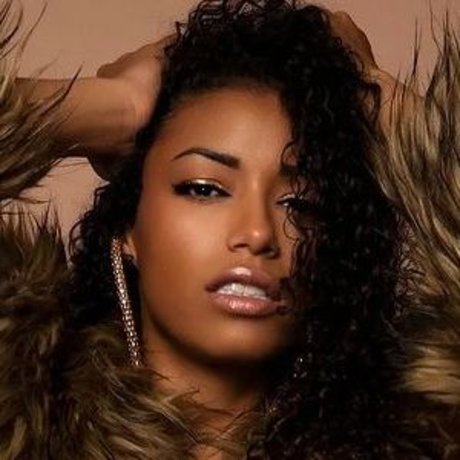 Viva La Victoria onlyfans strip