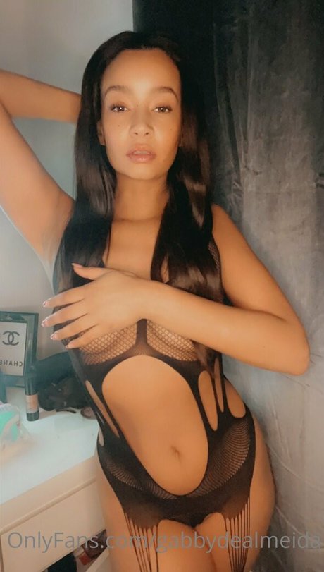 gabbydealmeida onlyfans leaka