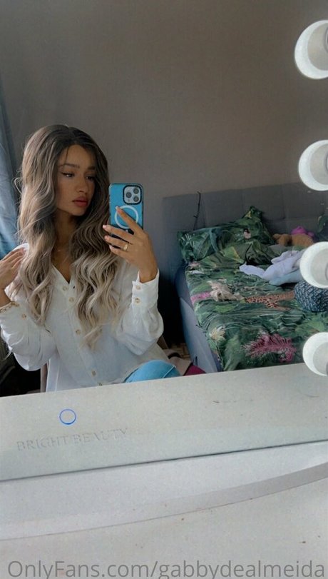 gabbydealmeida onlyfans photos