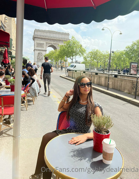 gabbydealmeida only fans pic