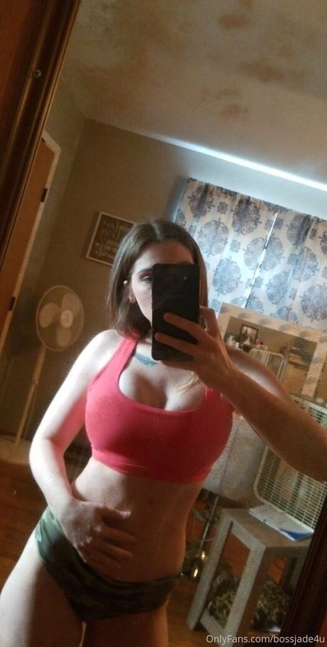 bossjade4ufree onlyfans posts