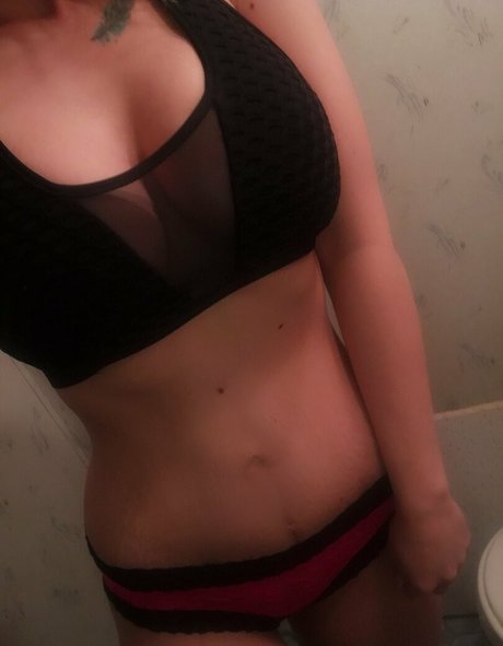 bossjade4ufree naked onlyfans leaks