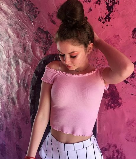 Lily Ana Alexander new onlyfans