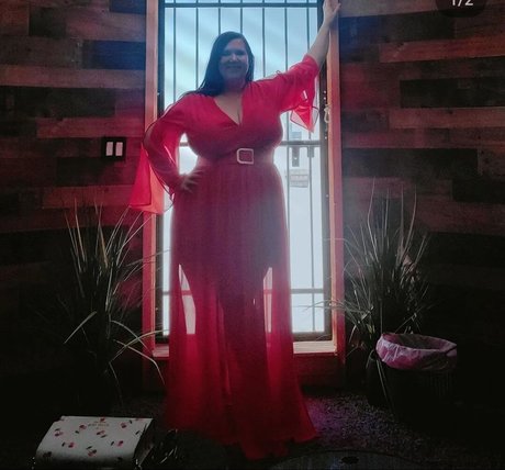 Curves and cableweights onlyfans naked pics